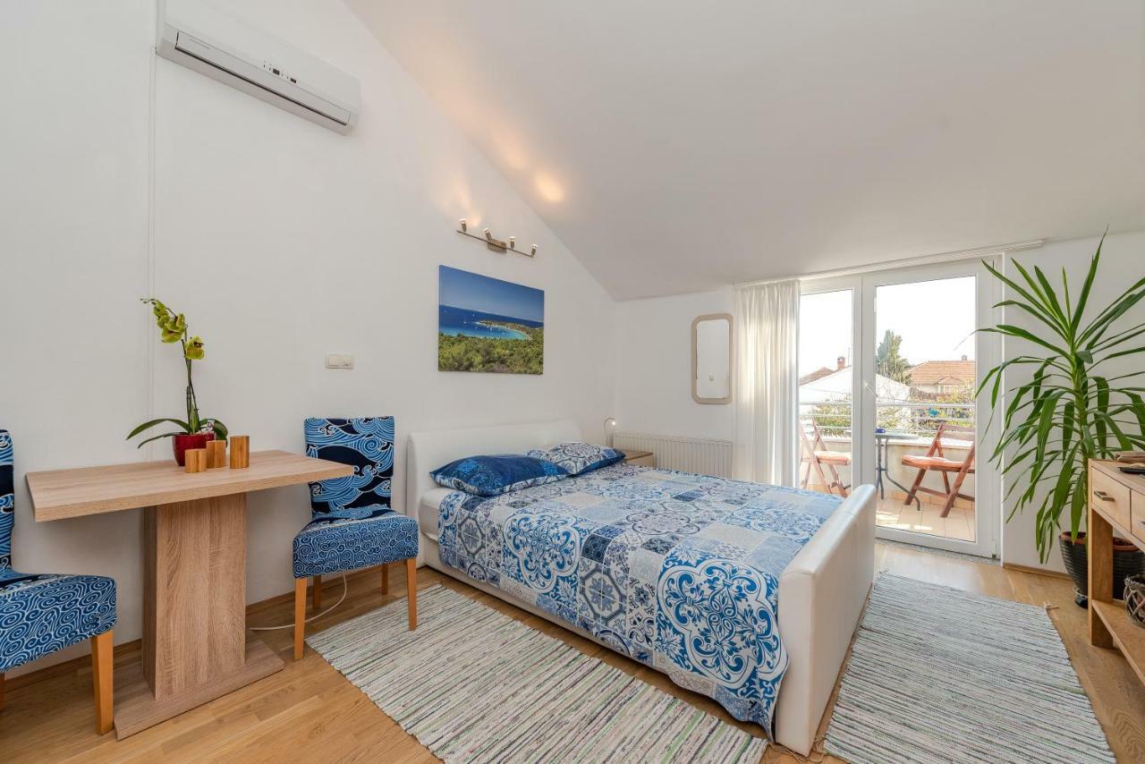 Romantic Oasis Apartments Zadar Exteriör bild